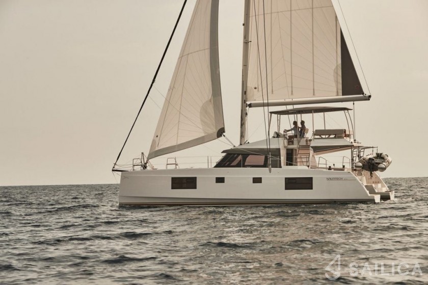 Nautitech 46 - Yacht Charter Sailica
