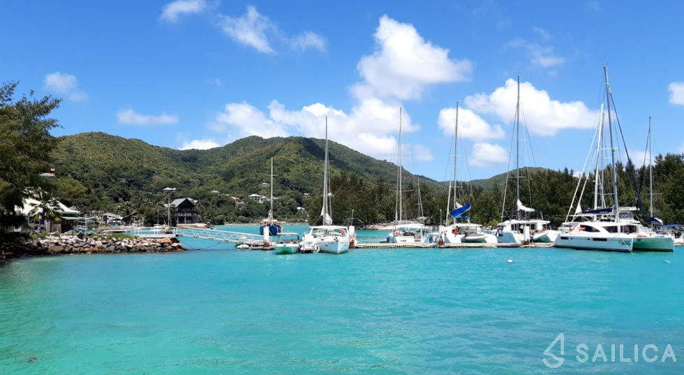 Bali Catspace - Yacht Charter Sailica