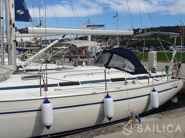 Bavaria 38 Cruiser - Yacht Charter Sailica