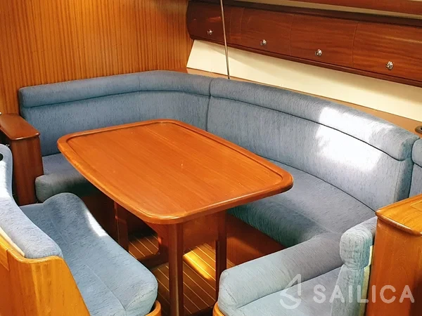 Bavaria 38 Cruiser - Yacht Charter Sailica