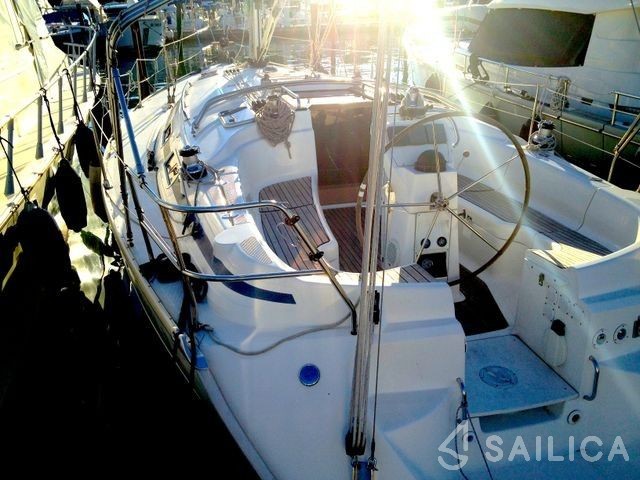Bavaria 38 Cruiser - Yacht Charter Sailica