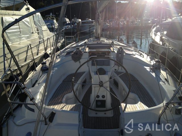Bavaria 38 Cruiser - Yacht Charter Sailica