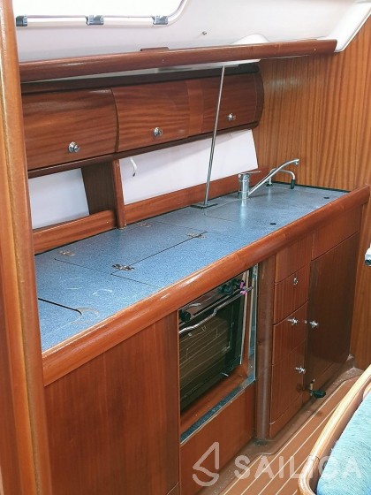 Bavaria 38 Cruiser - Yacht Charter Sailica
