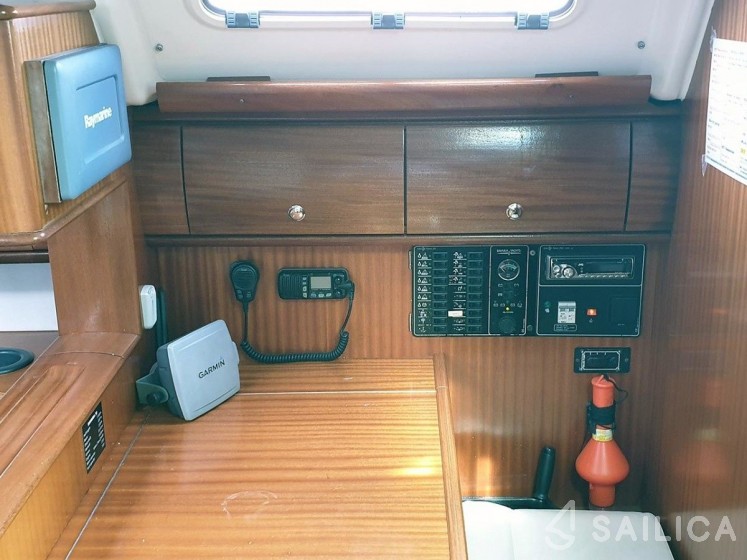 Bavaria 38 Cruiser - Yacht Charter Sailica