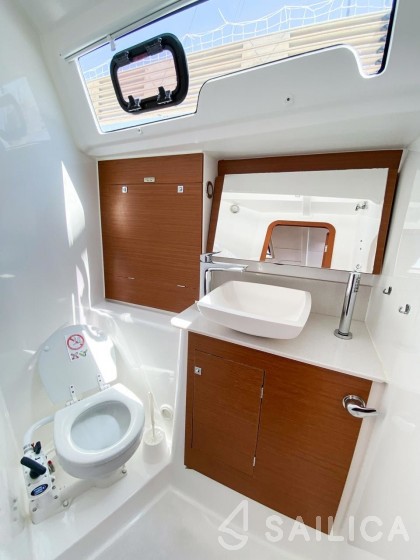 Dufour 382 GL - Yacht Charter Sailica