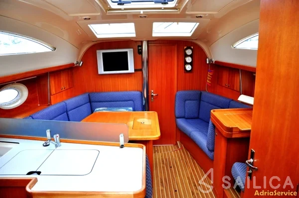 Elan 384 Impression - Yacht Charter Sailica