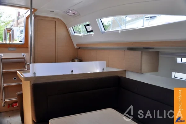 Elan 40 Impression - Yacht Charter Sailica