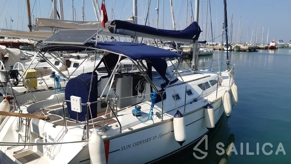Sun Odyssey 37 - Yacht Charter Sailica