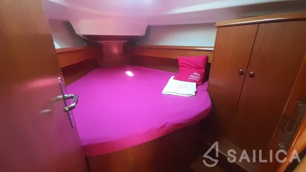 Sun Odyssey 37 - Yacht Charter Sailica