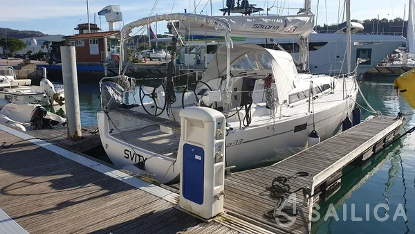 Salona 33 - Yacht Charter Sailica