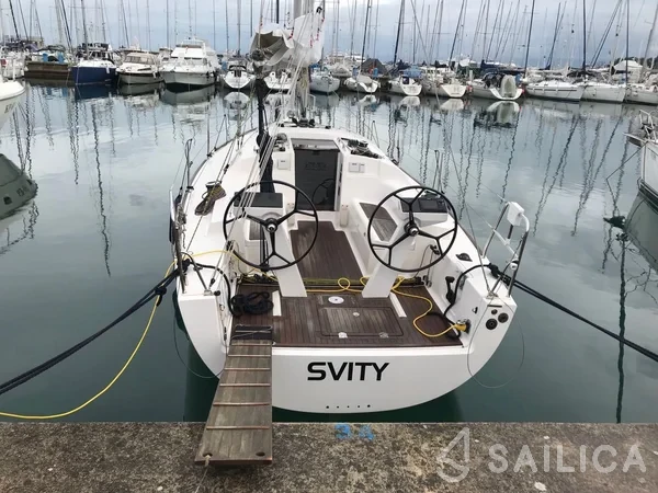 Salona 33 - Yacht Charter Sailica