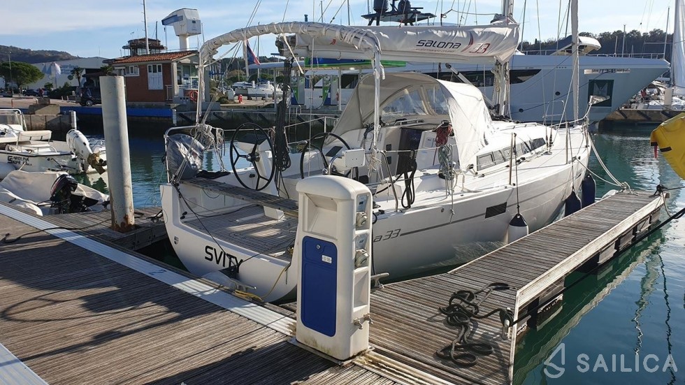 Salona 33 - Yacht Charter Sailica