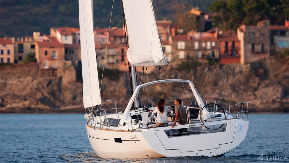 Oceanis 41.1 - Yacht Charter Sailica