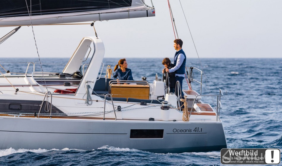 Oceanis 41.1 - Yacht Charter Sailica