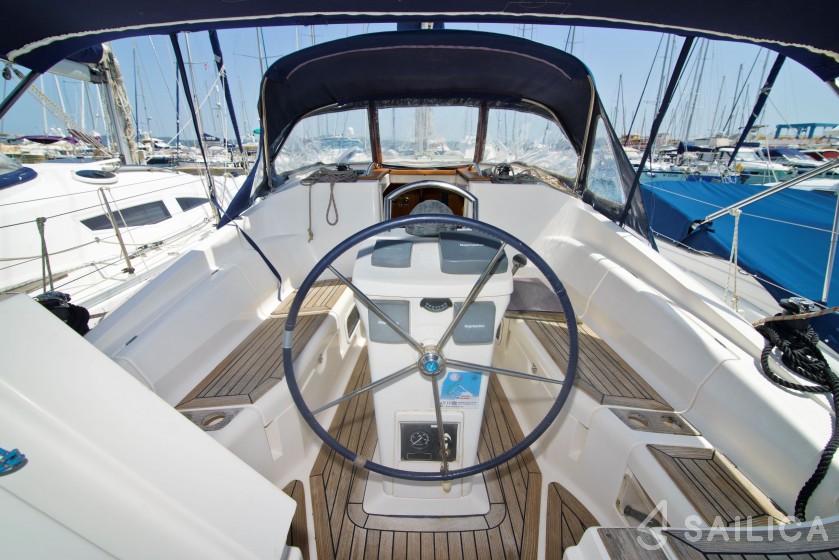 Elan 344 Impression - Yacht Charter Sailica