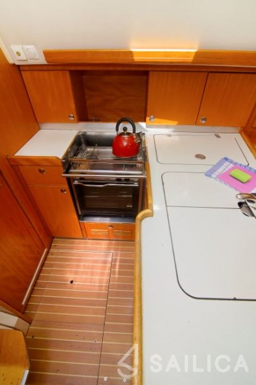 Elan 344 Impression - Yacht Charter Sailica