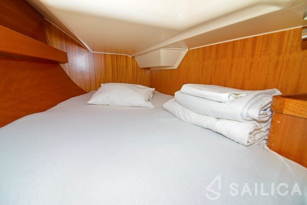 Elan 344 Impression - Yacht Charter Sailica