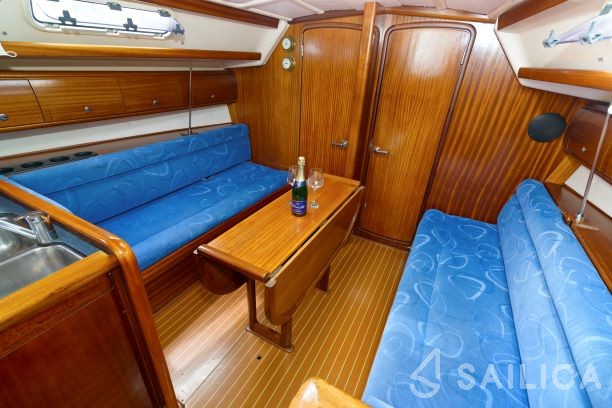 Bavaria 36 Cruiser - Yacht Charter Sailica