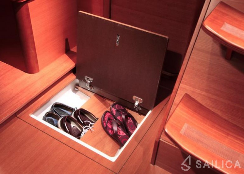 Dufour 445 Grand Large - Yacht Charter Sailica