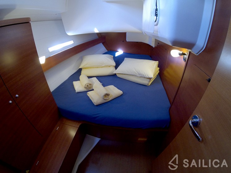 Dufour 445 Grand Large - Yacht Charter Sailica