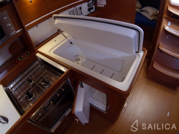 Dufour 445 Grand Large - Yacht Charter Sailica