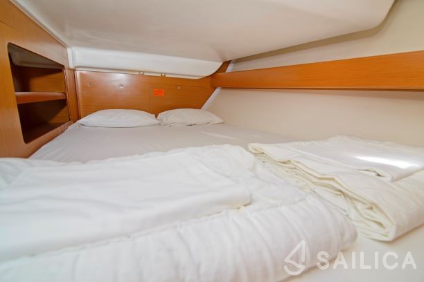 Cyclades 50.5 - Yacht Charter Sailica