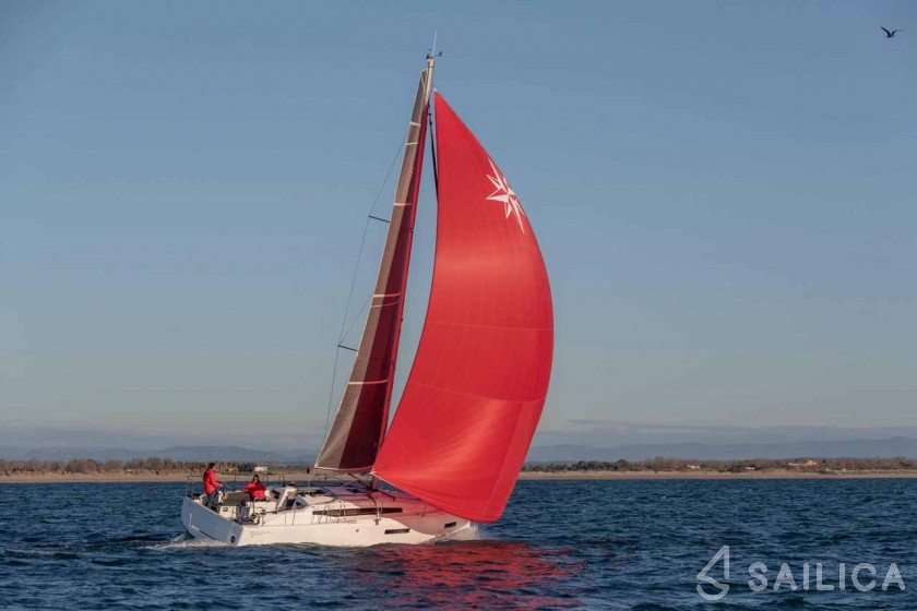 Sun Odyssey 380 - Yacht Charter Sailica