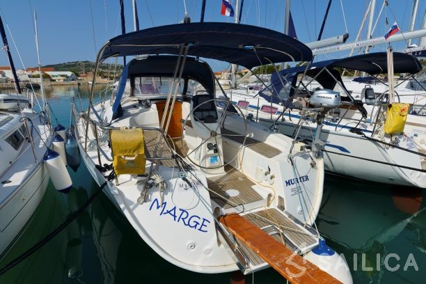 Bavaria 38 Cruiser - Yacht Charter Sailica