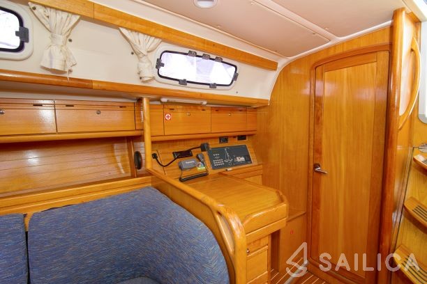 Bavaria 38 Cruiser - Yacht Charter Sailica