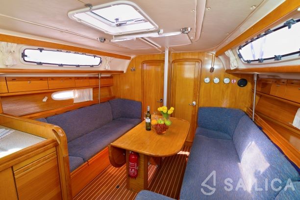 Bavaria 38 Cruiser - Yacht Charter Sailica