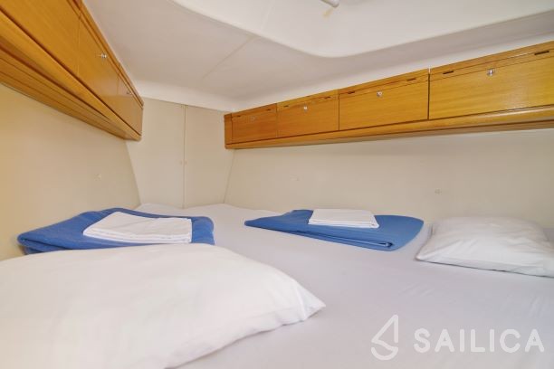 Bavaria 38 Cruiser - Yacht Charter Sailica