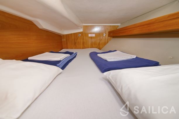 Bavaria 38 Cruiser - Yacht Charter Sailica