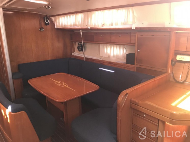 Bavaria 40 Cruiser - Yacht Charter Sailica