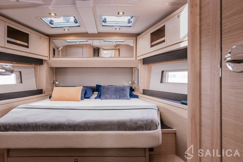 Dufour 470 - Yacht Charter Sailica