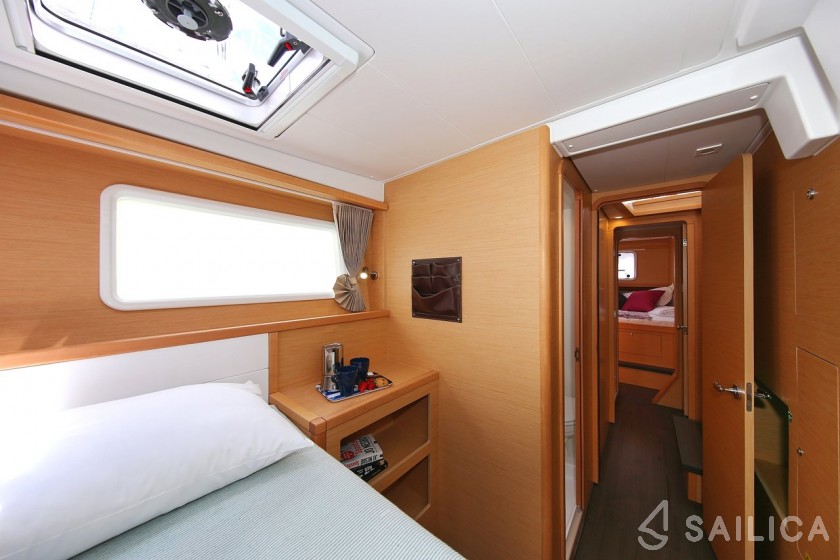 Lagoon 39 - Yacht Charter Sailica