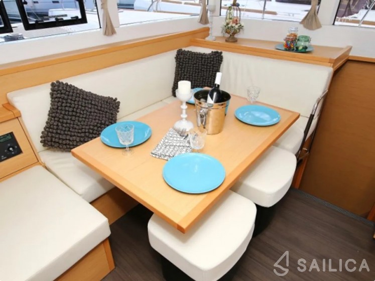 Lagoon 39 - Yacht Charter Sailica