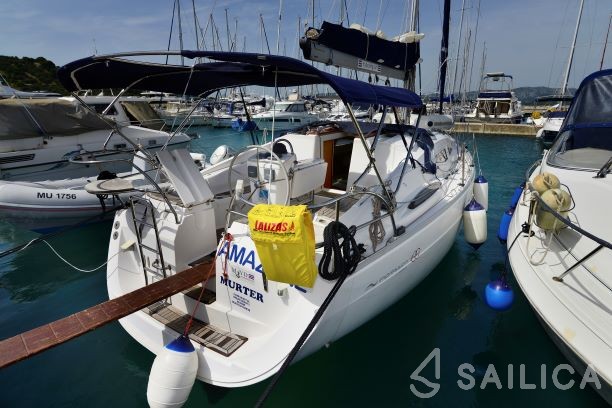 Elan 344 Impression - Yacht Charter Sailica
