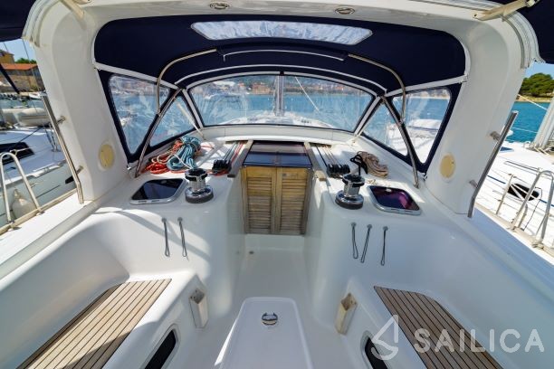 Oceanis 50 Family - Yacht Charter Sailica