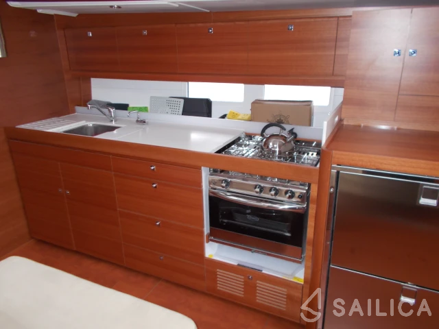 Dufour 460 GL - Yacht Charter Sailica
