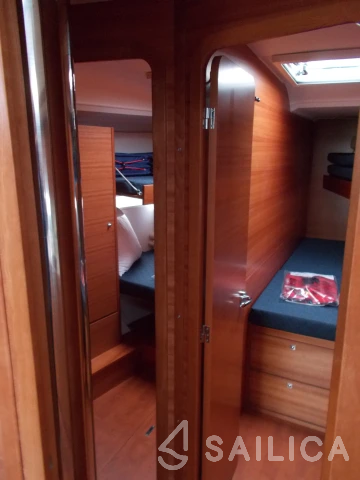 Dufour 460 GL - Yacht Charter Sailica