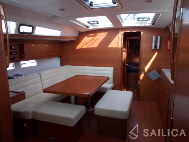 Dufour 460 GL - Yacht Charter Sailica