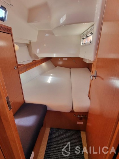 Bavaria 36 Cruiser - Yacht Charter Sailica