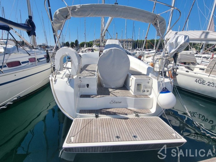 Bavaria 36 Cruiser - Yacht Charter Sailica