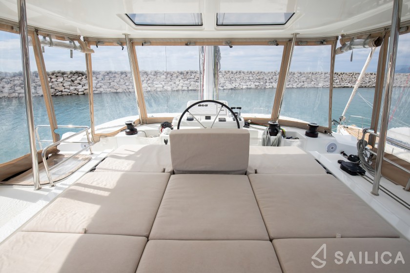 Lagoon 50 - Yacht Charter Sailica