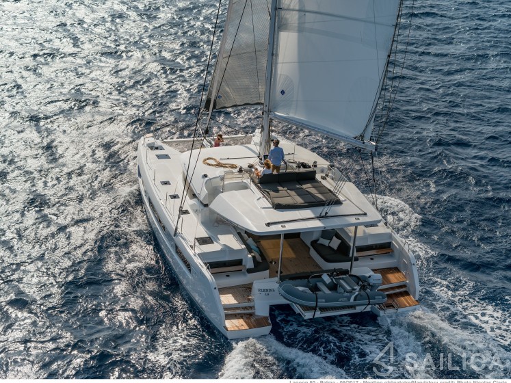Lagoon 50 - Yacht Charter Sailica