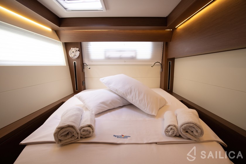 Lagoon 50 - Yacht Charter Sailica