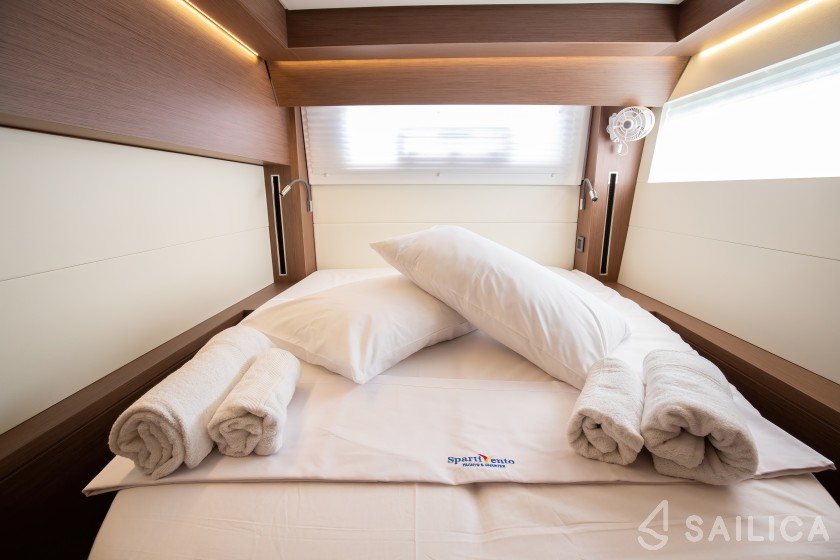 Lagoon 50 - Yacht Charter Sailica