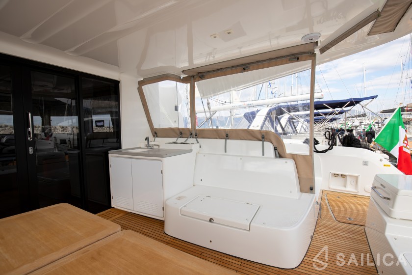 Lagoon 50 - Yacht Charter Sailica