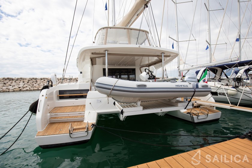 Lagoon 50 - Yacht Charter Sailica