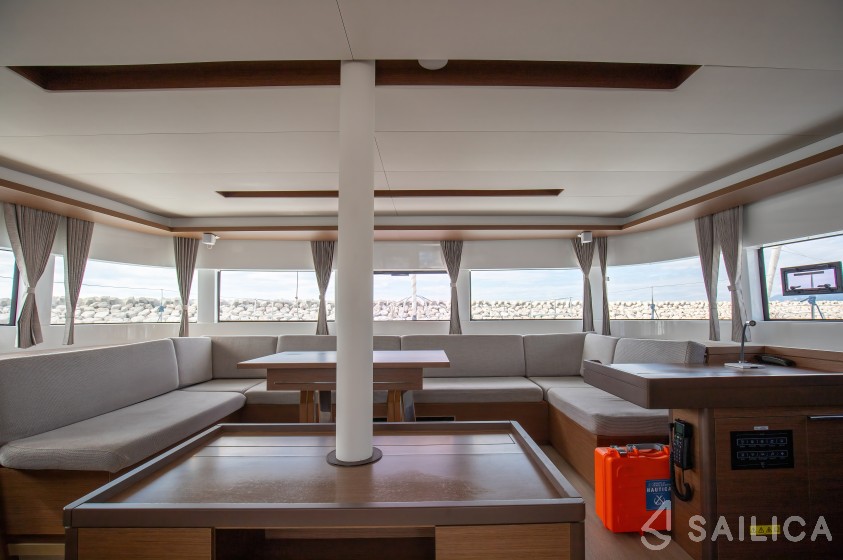 Lagoon 50 - Yacht Charter Sailica